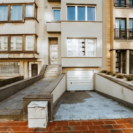 Ruzette With Parking By Interhome Daire Blankenberge